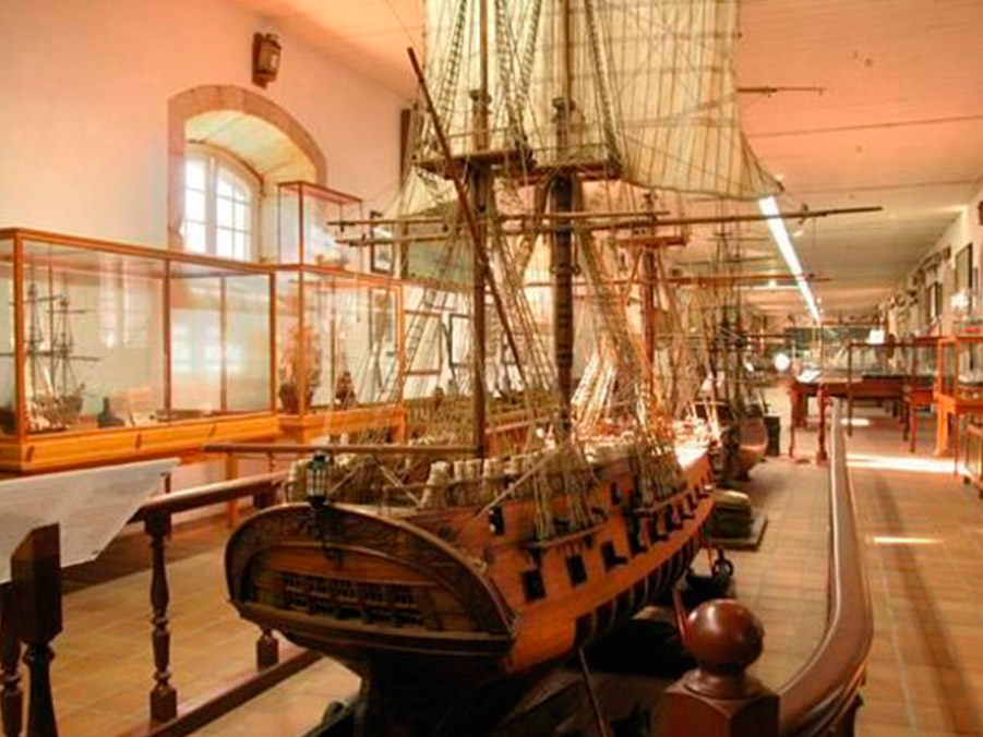 exprimir Abolido Atrás, atrás, atrás parte Visita cultural del CAI al Museo Naval de Madrid - CAI